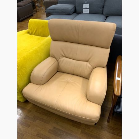 美品　カリモク　ベージュ 牛革3人掛けソファ 美品カリモクベージュ 牛革3人掛けソファ