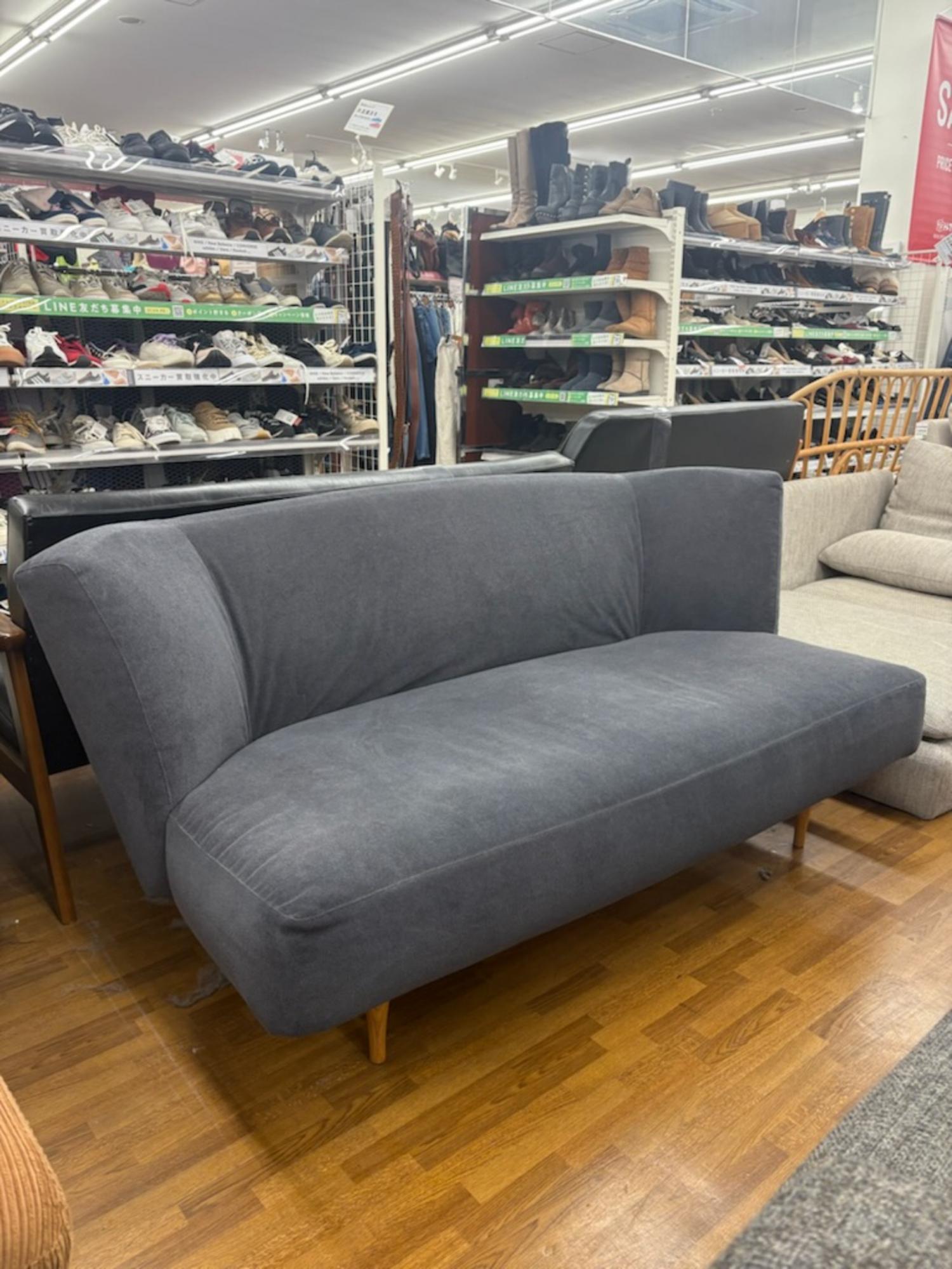 IDEE (イデー) 2人掛けソファー グレー ファブリック KAI SOFA 岡嶌要