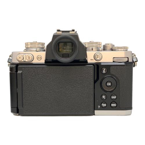 Nikon (ニコン) ミラーレス一眼カメラ Z fc 16-50Kit 2088万画素 APS-C 23.5mm×15.7mm CMOS 専用電池 SDXCカード対応