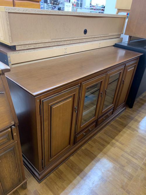 マルニ木工 キャビネット ブラウン ダウンライト付（電球切れ） 4枚扉 地中海ロイヤル