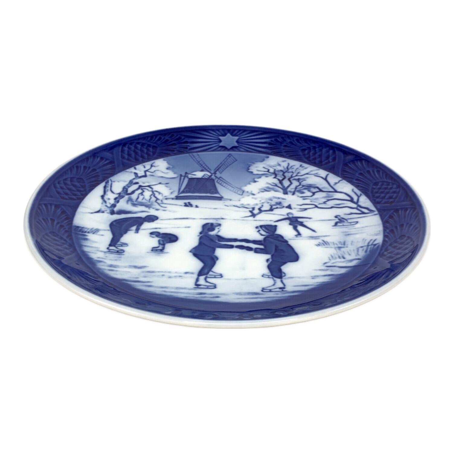 ROYAL COPENHAGEN (ロイヤル・コペンハーゲン) 思い出のスケート