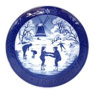 ROYAL COPENHAGEN (ロイヤル・コペンハーゲン) 思い出のスケートリンク 1989 イヤープレート