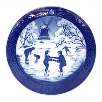 ROYAL COPENHAGEN (ロイヤル・コペンハーゲン) 思い出のスケートリンク 1989 イヤープレート