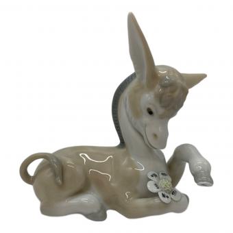 LLADRO (リヤドロ) フィギュリン 恋するロバ