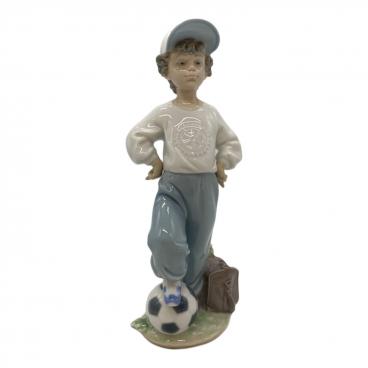 LLADRO (リヤドロ) フィギュリン トランペットを持つ黒人の男の子