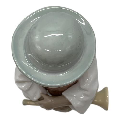 LLADRO (リヤドロ) フィギュリン トランペットを持つ黒人の男の子