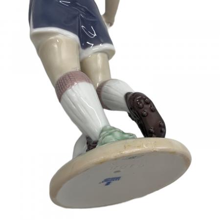 LLADRO (リヤドロ) フィギュリン サッカーが好き 6198｜トレファクONLINE
