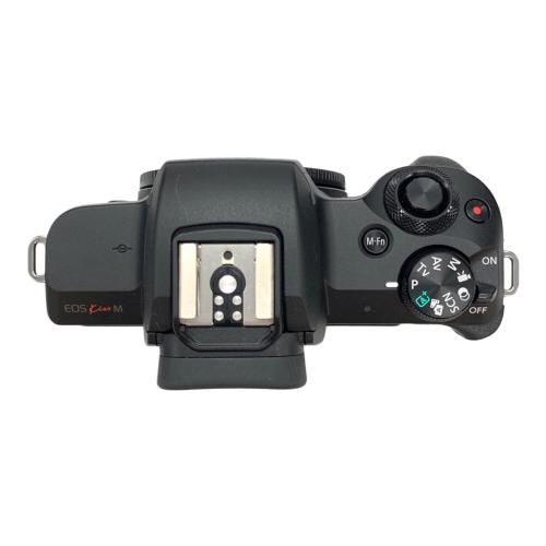 CANON (キヤノン) ミラーレスカメラ EOS Kiss M 2580万画素(総画素) APS-C 22.3mm×14.9mm CMOS 専用電池 SDカード SDHCカード SDXCカード 851038001941