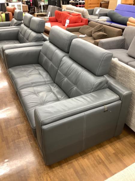 KELVIN GIORMANI (ケルビンジョルマーニ) 3人掛けソファー グレー