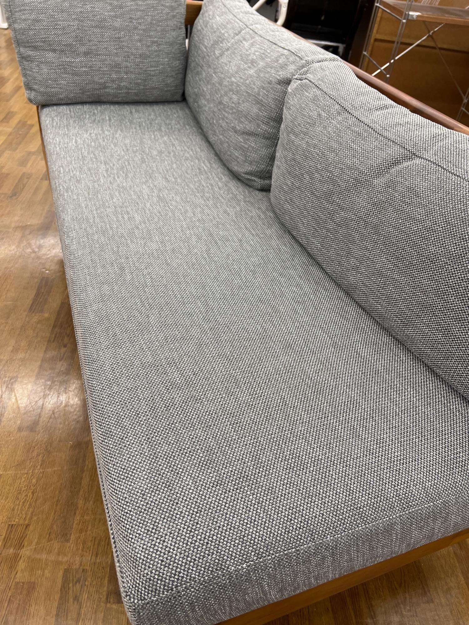 うぃりー 　SWELLA スウェラ　ベンチソファ　直接引取り可　pga90 unico/ウニコ/SWELLA(スウェラ) ベンチ unico ソファー SWELLA