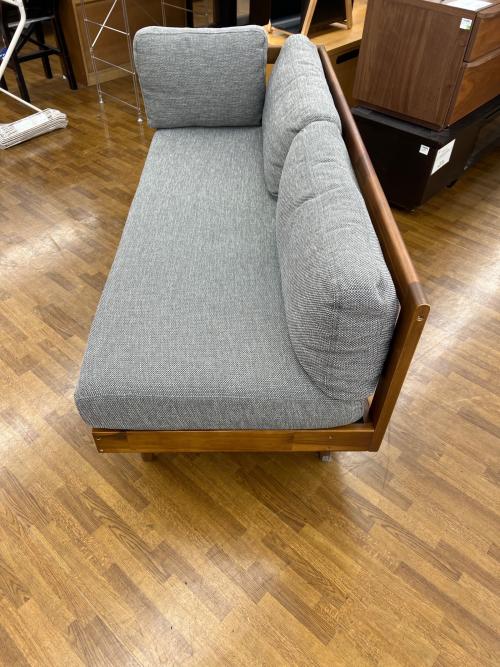 UNICO (ウニコ) ベンチアームソファー グレー SWELLA