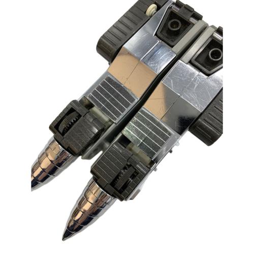 DX白銀合体シルバリオン 「黄金勇者ゴルドラン」