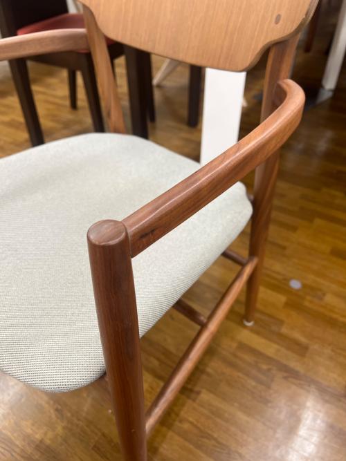 MARUNI (マルニ) アームチェアーブラウン×ホワイト