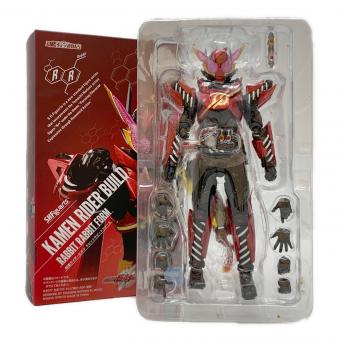 仮面ライダービルド (カメンライダービルド) ラビットラビットフォーム 仮面ライダー S.H.Figuarts