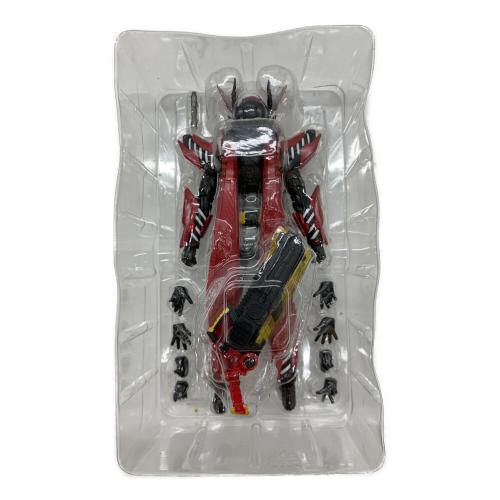 仮面ライダービルド (カメンライダービルド) ラビットラビットフォーム 仮面ライダー S.H.Figuarts