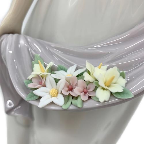 LLADRO (リヤドロ) フィギュリン かぐわしき花