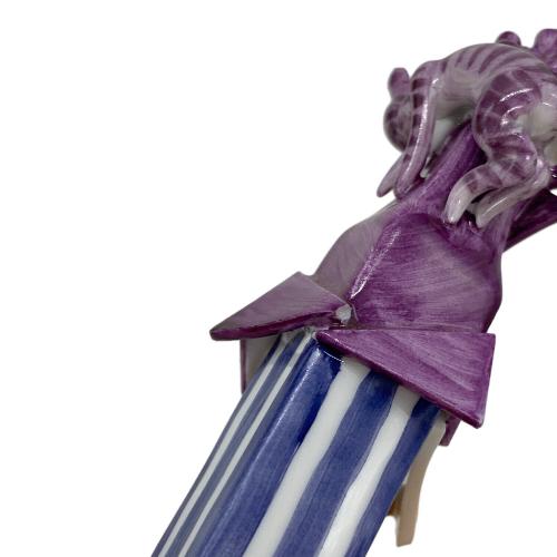 Meissen (マイセン) フィギュリン 81994「魔女と縞模様のトラ猫」 ペーター・シュトラングデザイン