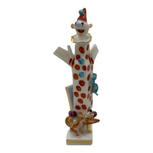 Meissen (マイセン) フィギュリン 81892 ピエロ 赤水玉 イヌと椅子