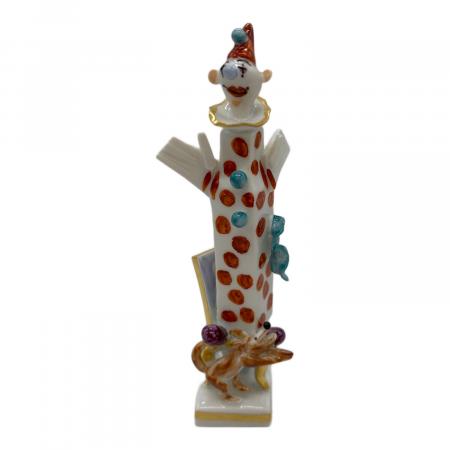 Meissen (マイセン) フィギュリン 81892 ピエロ 赤水玉 イヌと椅子