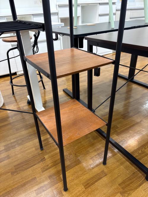 niko and  FURNITURE & SUPPLY (ニコアンド ファニチャーアンド