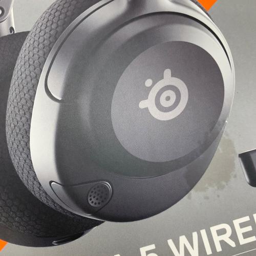 steelseries (スティールシリーズ) ヘッドホン ARCTIS NOVA 5 WIRELESS