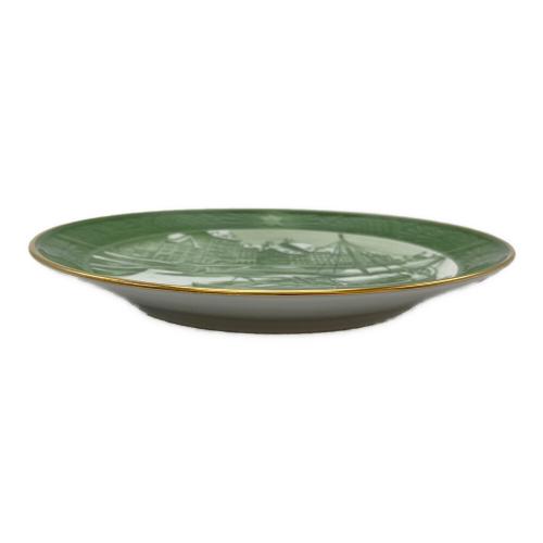 ROYAL COPENHAGEN (ロイヤル・コペンハーゲン) イヤープレート ロイヤルコペンハーゲン設立100周年記念の限定品 グリーンエディション