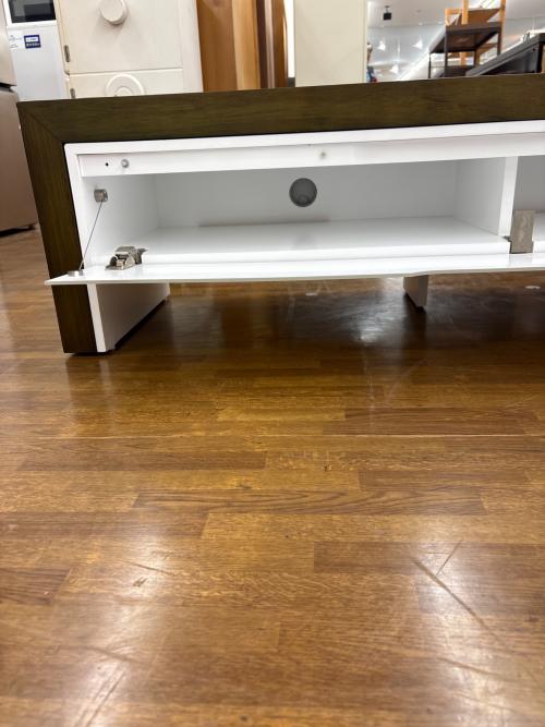 ligne roset (リーンロゼ) スライド式テレビボード ブラウン×ホワイト PELE MELE2