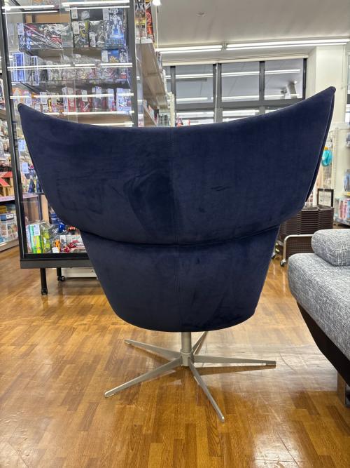 BoConcept (ボーコンセプト) ラウンジチェアー ネイビー SQUILLA