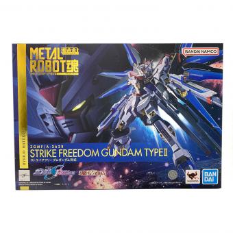 BANDAI (バンダイ) METAL ROBOT魂 〈SIDE MS〉 機動戦士ガンダムSEED FREEDOM ストライクフリーダムガンダム弐式