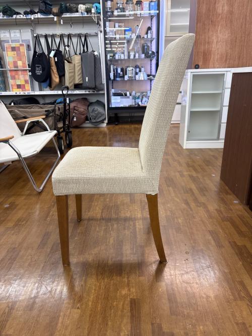 BoConcept (ボーコンセプト) ダイニングチェアー 120 アイボリー