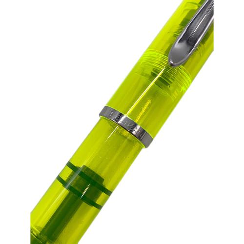 Pelikan (ペリカン) 万年筆 M205 DUO NEON