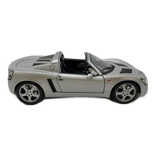 Maisto (マイスト) モデルカー Opel Speedster 1/18