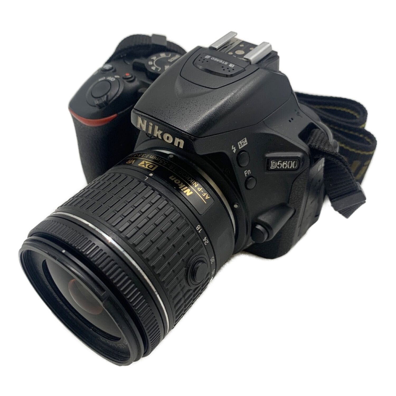 Nikon (ニコン) デジタル一眼レフカメラ D5600 2416万画素数 APS-C