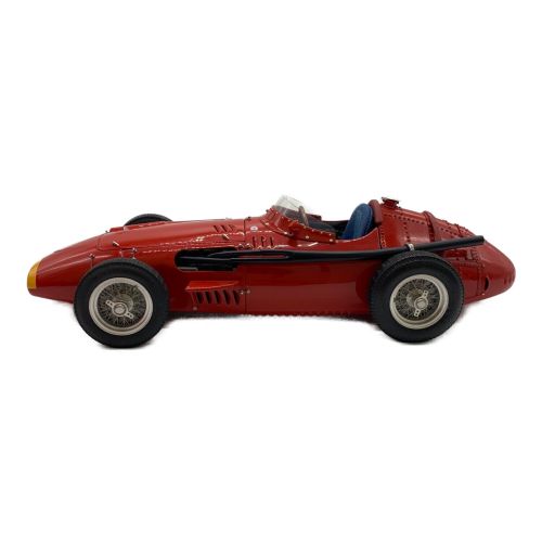 CMC (シーエムシー) 模型 Grand Prix Siegei 1957 @ M-051 1/18 マセラッティ Maserati 250F