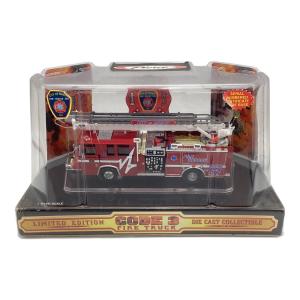 模型 64/1 CODE 3 AERIAL LADDER TRUCK