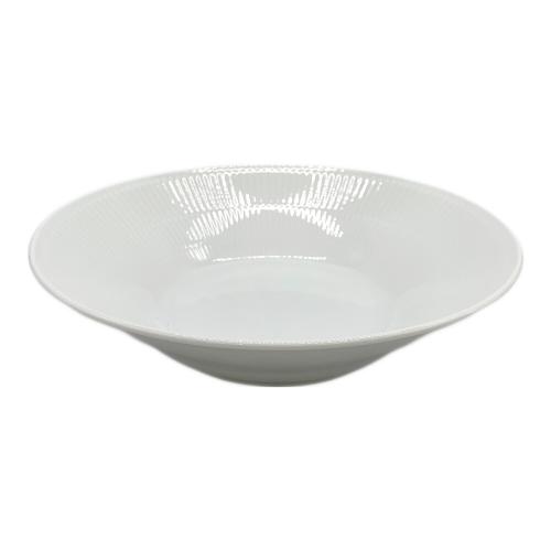 ROYAL COPENHAGEN (ロイヤル・コペンハーゲン) プレート ホワイトフルーテッド・プレイン