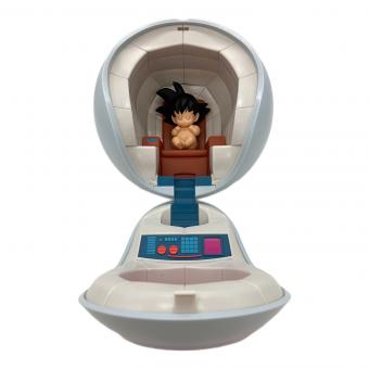 ドラゴンボール 丸型宇宙船＆悟空 フィギュア