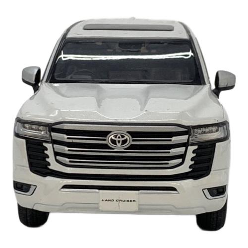 TOYOTA (トヨタ) ランドクルーザー カラーサンプル プレシャスホワイト キズ有