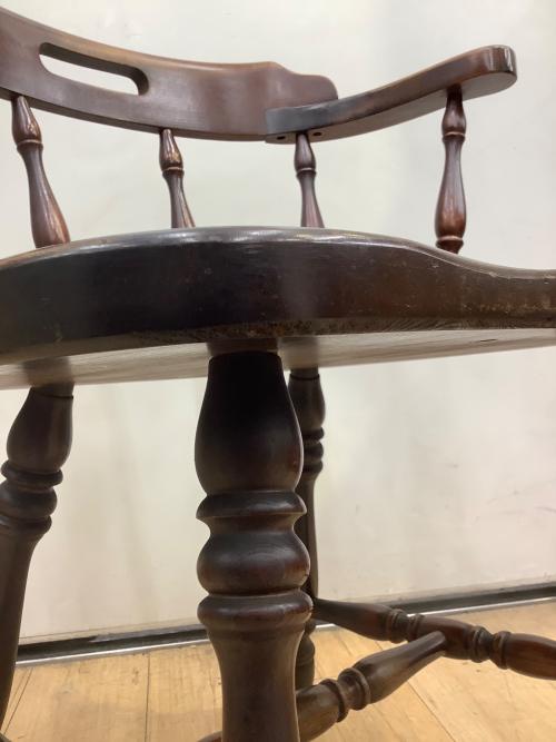 飛騨産業 (ヒダサンギョウ) ウィンザーチェア