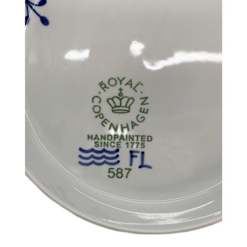 ROYAL COPENHAGEN (ロイヤル・コペンハーゲン) オーブンウェア ブルーフルーテッド・メガ