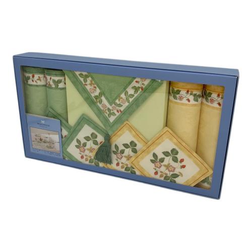 Wedgwood (ウェッジウッド) ナプキンセット WWD5004-01