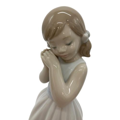 LLADRO (リヤドロ) フィギュリン 我が家のプリンセス