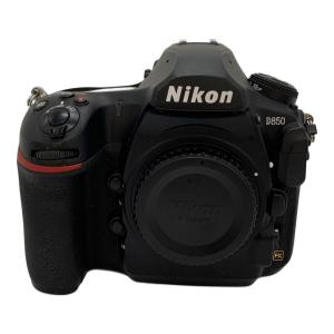 CANON 一眼レフカメラ（ボディのみ） D850 4575万画素 35.9mm×23.9mm CMOS 専用電池 SDXCカード対応 ISO64～25600 約7コマ/秒(EN-EL15a使用時) 1/8000～30秒 2007459