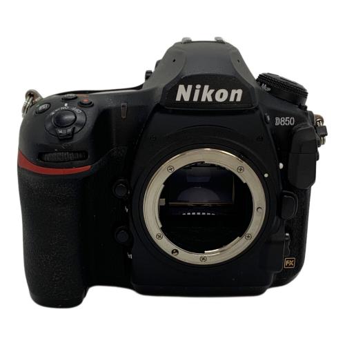 CANON 一眼レフカメラ（ボディのみ） D850 4575万画素 35.9mm×23.9mm CMOS 専用電池 SDXCカード対応 ISO64～25600 約7コマ/秒(EN-EL15a使用時) 1/8000～30秒 2007459