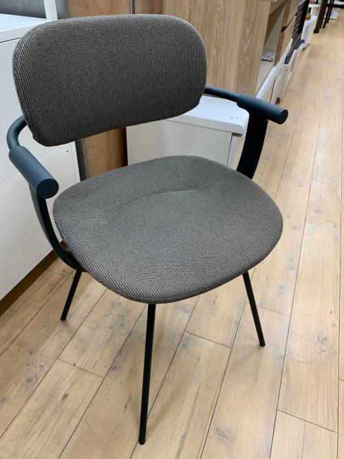 ITOKI (イトーキ) アームチェアー KG-845SD 80 ブラウン×ブラック バーテブラ03