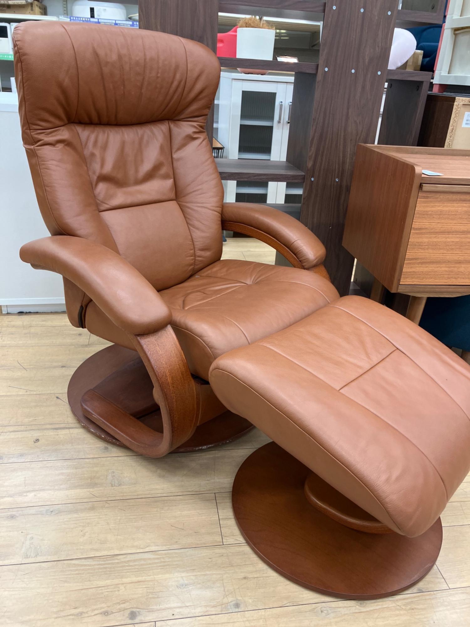 イエリアーダ ノーザンコンフォート リクライニングチェア 引取お値引8,600円 イエリアーダ ノーザンコンフォート リクライニングチェア 引取お値引8,