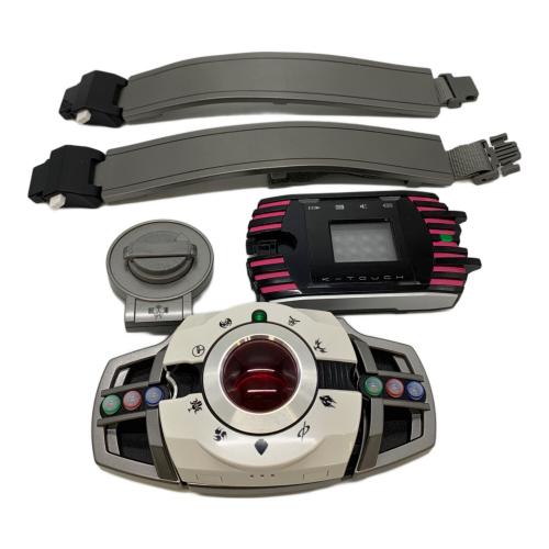 仮面ライダーディケイド (カメンライダーディケイド) CSMディケイドライバーver.2＆ケータッチ 仮面ライダー CSM