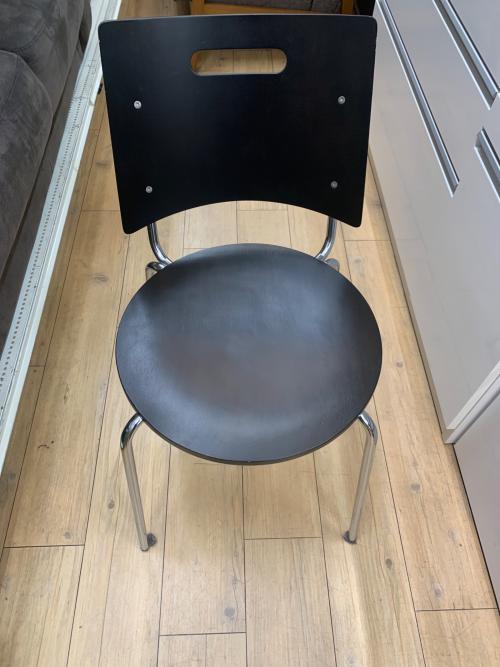 LION (ライオン) チェア 5650K ブラック