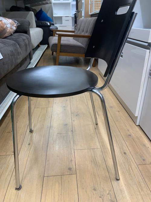 LION (ライオン) チェア 5650K ブラック