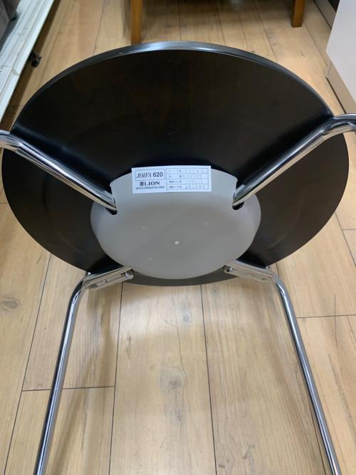 LION (ライオン) チェア 5650K ブラック